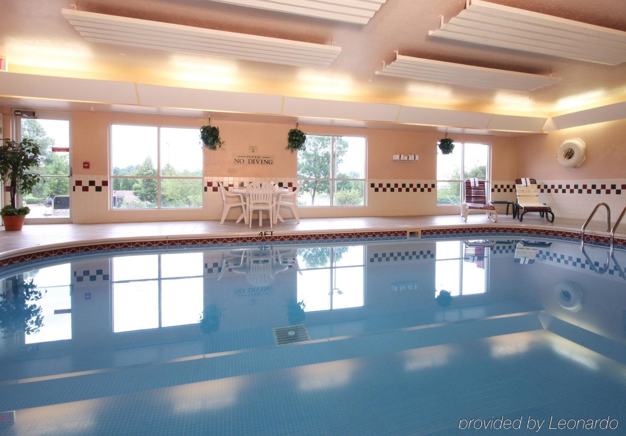 Country Inn & Suites By Radisson, Davenport, Ia Facilities photo